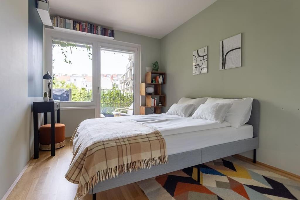 Dream - And Quiet With Ac And Free Parking Garage Apartment Wien